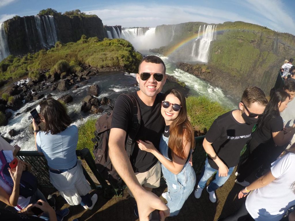 Cataratas do Iguaçu: onde fica e como chegar? Foz do Iguaçu de carro, avião  ou ônibus - Um Viajante