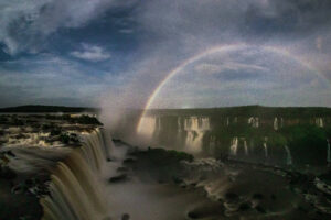 Noite nas Cataratas no feriadão