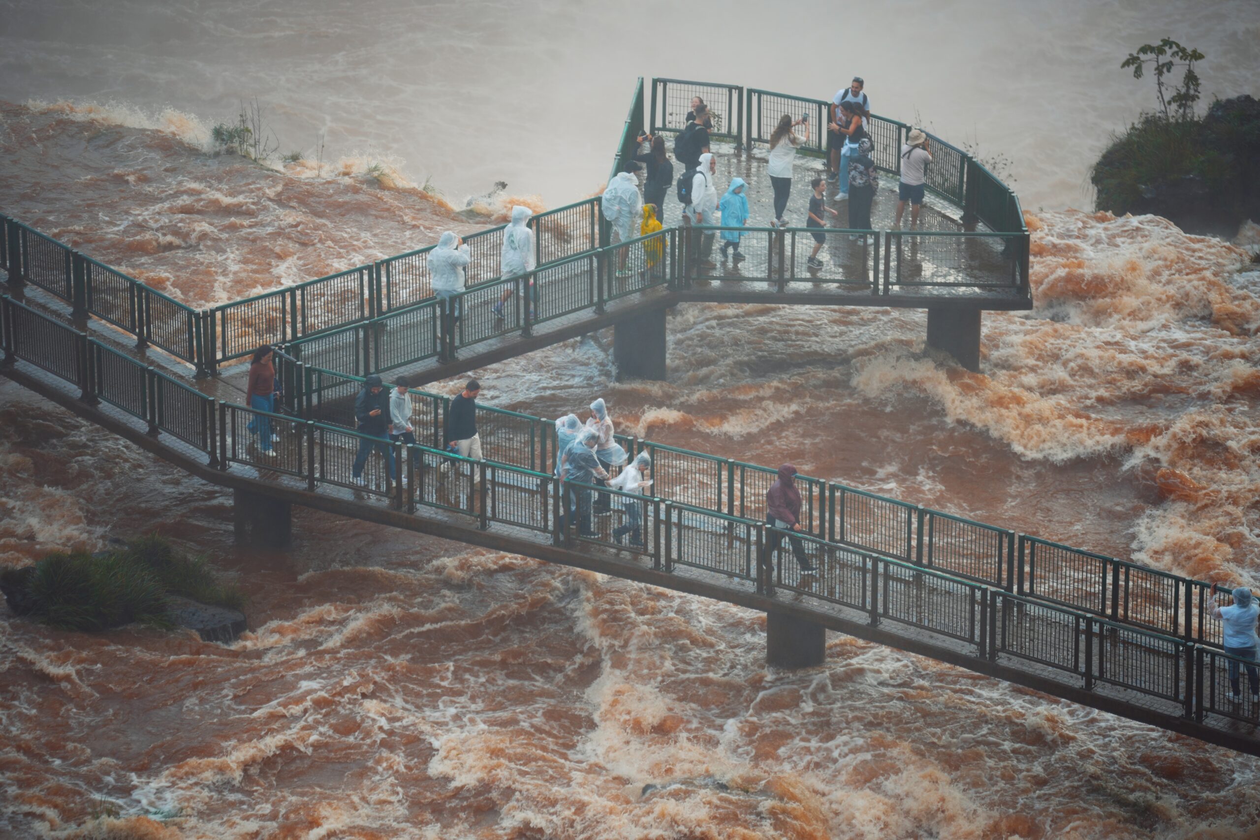 Parque de las Cataratas abre una hora antes hasta el 2 de agosto